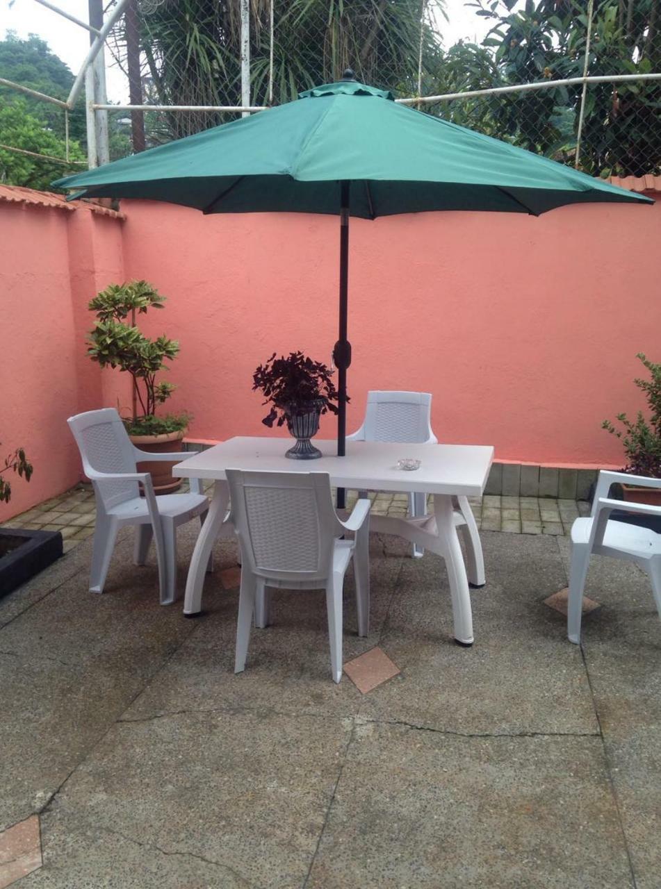 Nikas Guest House 바투미 외부 사진