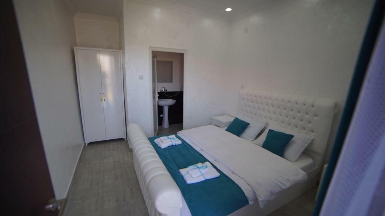 Nikas Guest House 바투미 외부 사진